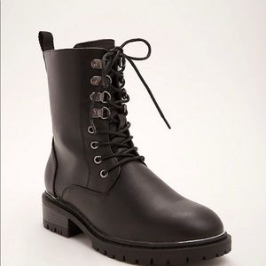 BLACK FAUX LEATHER & METAL HEEL COMBAT BOOT